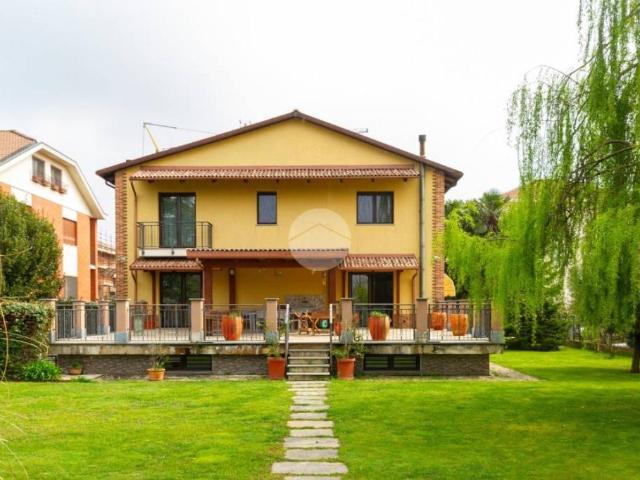 Villa Indipendente in vendita a Borgo Melano, Piemonte