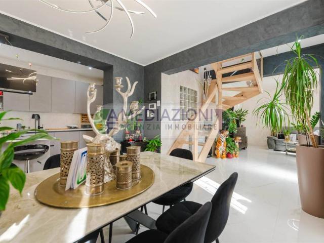 Villa Indipendente in vendita a Fossò, Venezia