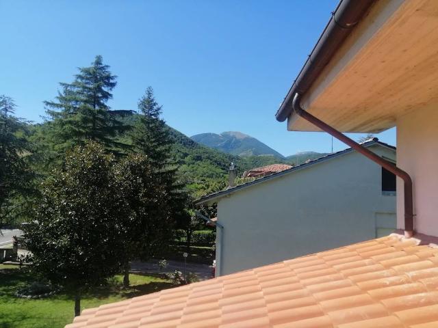 Villa Indipendente in vendita a Marche, Pesaro E Urbino