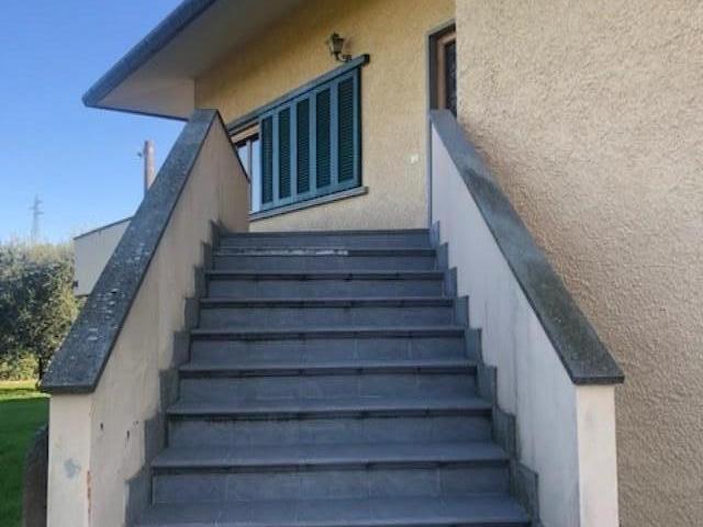 Villa Indipendente in vendita a Unione dei Comuni Circondario dell'Empolese Valdelsa, Fucecchio