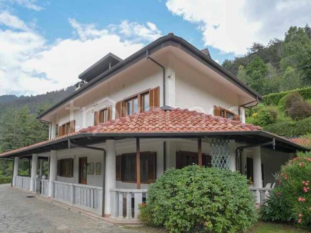 Villa Indipendente in vendita a Unione Montana di Comuni delle Valli di Lanzo, Ceronda e Casternone, Piemonte