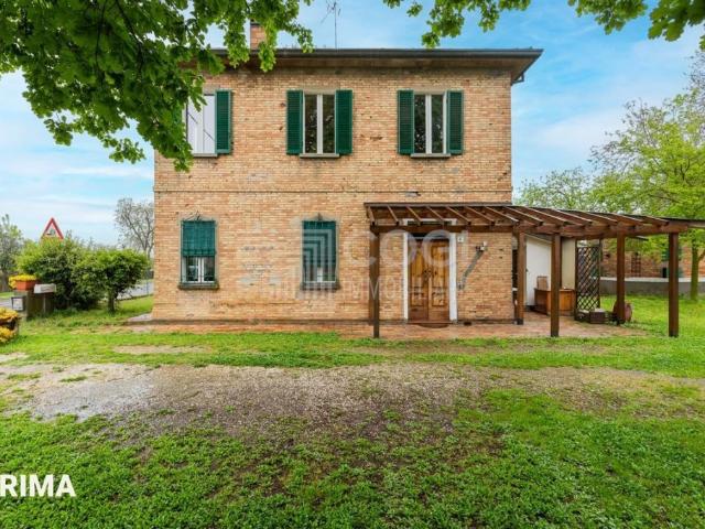 Villa Indipendente in vendita a Maiano Monti, Fusignano