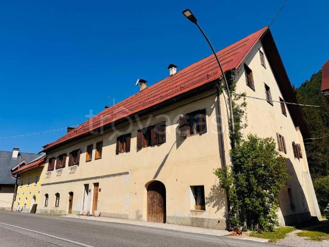 Villa Indipendente in vendita a Tarvisio, Friuli-Venezia Giulia