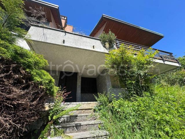 Villa Indipendente in vendita a Caiello, Gallarate