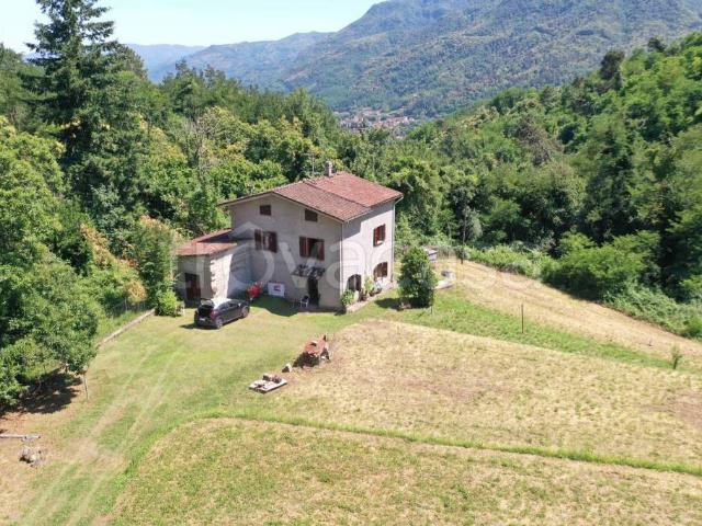 Villa Indipendente in vendita a Unione Comuni Garfagnana, Molazzana