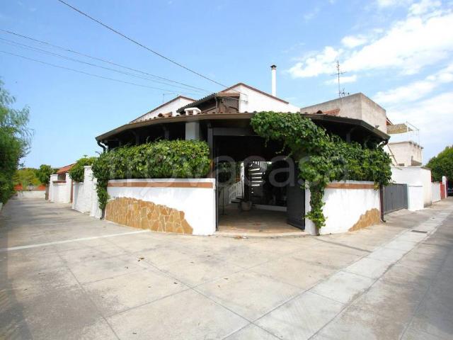 Villa Indipendente in vendita a Rivabella di Gallipoli, Puglia