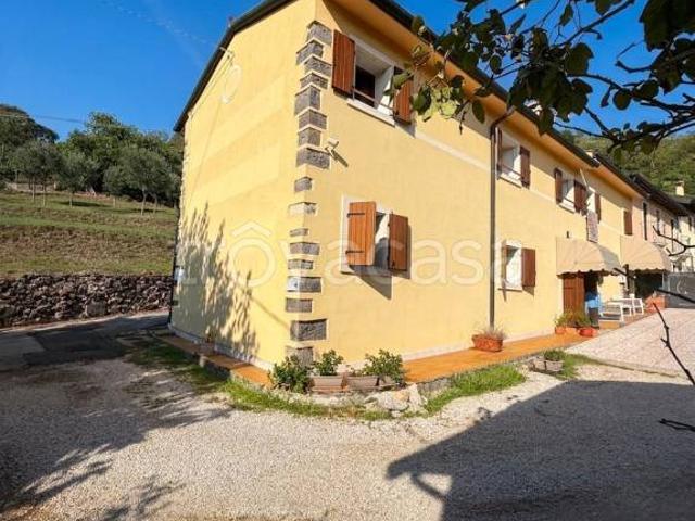 Villa Indipendente in vendita a Sorio, Gambellara