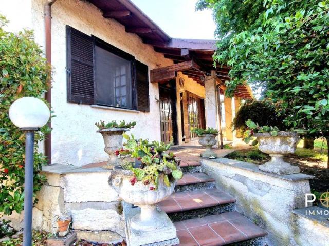 Villa Indipendente in vendita a Gambolò, Lombardia