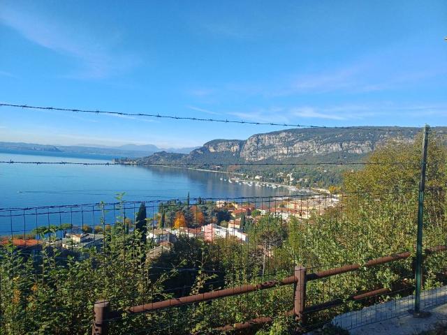 Villa Indipendente in vendita a Garda, Veneto