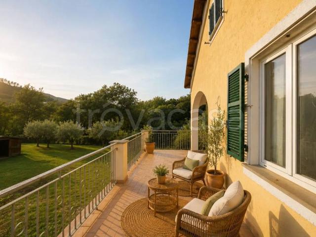 Villa Indipendente in vendita a Garlenda, Liguria