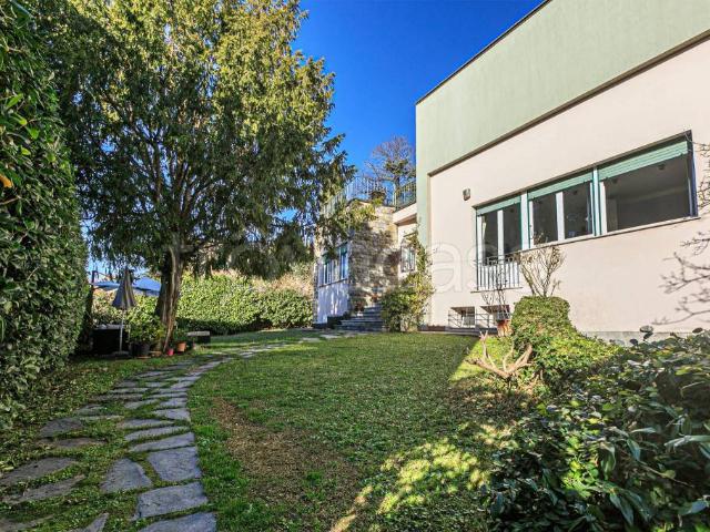Villa Indipendente in vendita a Medio Levante, Serra Riccò