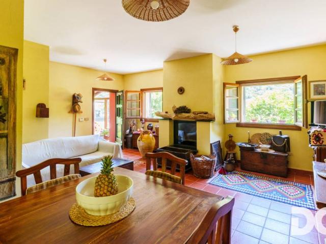 Villa Indipendente in vendita a Ponente, Serra Riccò