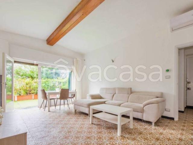 Villa Indipendente in vendita a Medio Levante, Serra Riccò