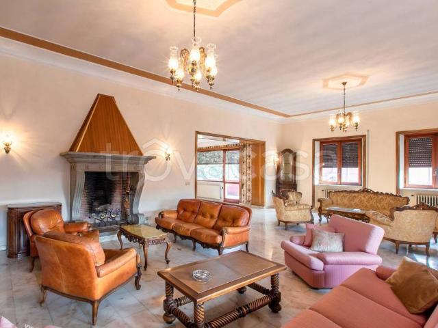 Villa Indipendente in vendita a Ville di Nemi, Roma Capitale