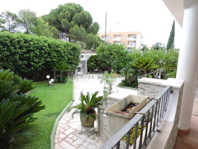 Villa Indipendente in vendita a Puglia, Taranto