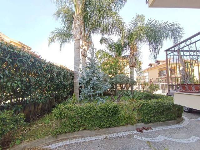 Villa Indipendente in vendita a Giugliano In Campania, Campania