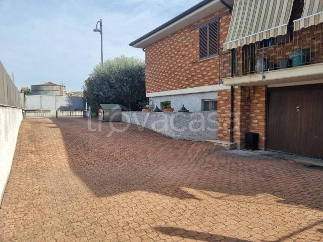 Villa Indipendente in vendita a Casatico, Giussago