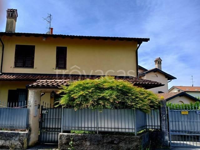 Villa Indipendente in vendita a Robbiano, Giussano