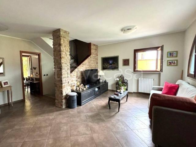 Villa Indipendente in vendita a Godiasco Salice Terme, Salice Terme
