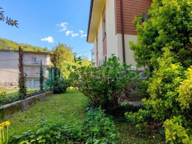 Villa Indipendente in vendita a Gropparello, Reggio Emilia