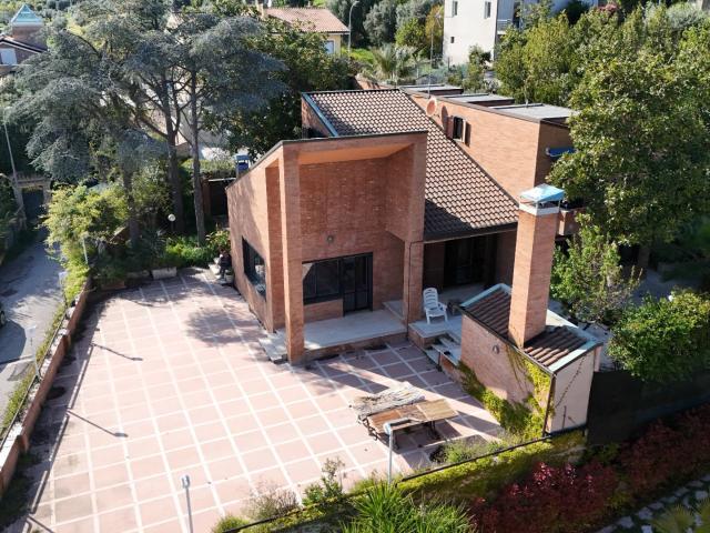 Villa Indipendente in vendita a Montesecco, Marche