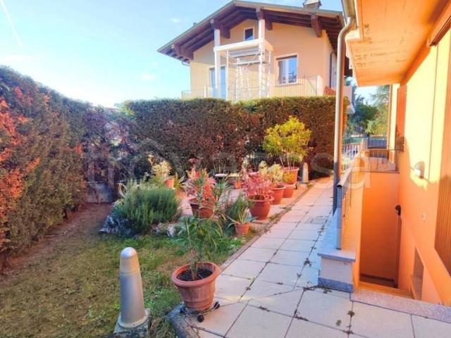 Villa Indipendente in vendita a Guardamiglio, Lombardia