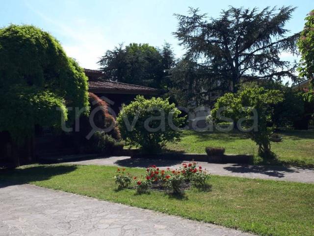 Villa Indipendente in vendita a Bassa Reggiana, Re