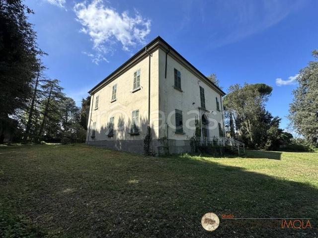 Villa Indipendente in vendita a Nuovo Circondario Imolese, Imola