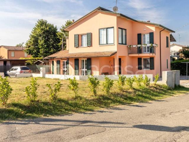 Villa Indipendente in vendita a Nuovo Circondario Imolese, Imola