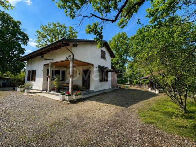 Villa Indipendente in vendita a Piemonte, Asti