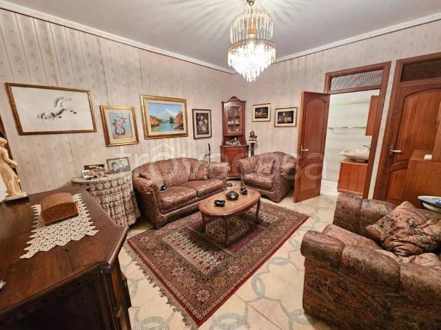 Villa Indipendente in vendita a Isnello, Sicilia