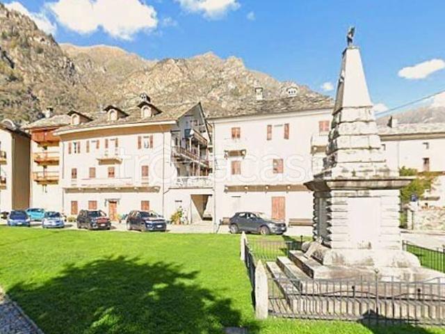 Villa Indipendente in vendita a Issime, Aosta