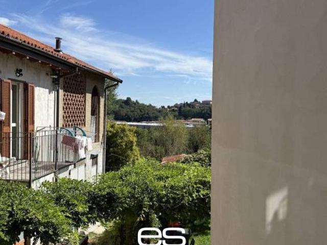 Villa Indipendente in vendita a Unione dei comuni della Valletta, Lombardia