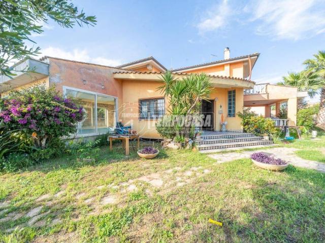 Villa Indipendente in vendita a Piane di Vaccina, Roma Capitale