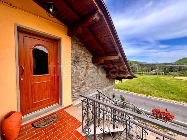 Villa Indipendente in vendita a Caprese Michelangelo, Toscana