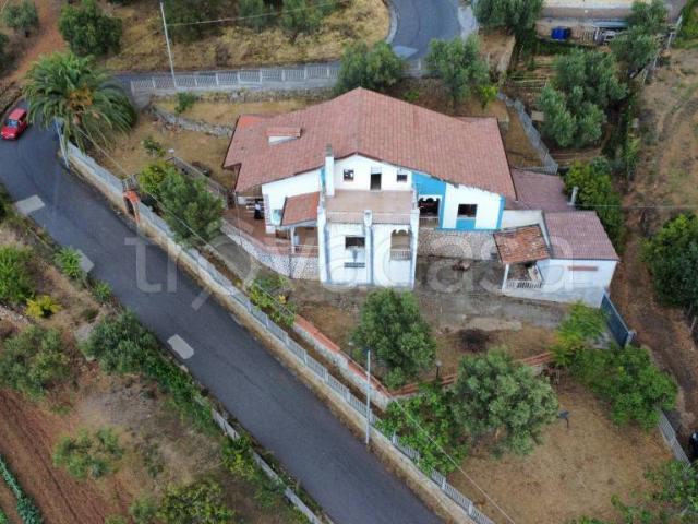 Villa Indipendente in vendita a Calabria, Catanzaro
