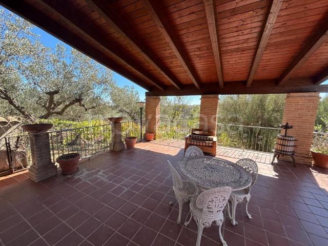 Villa Indipendente in vendita a Villa Martelli, Lanciano