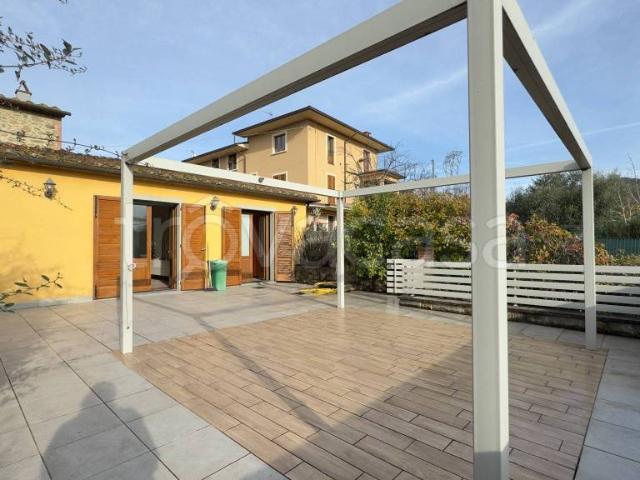 Villa Indipendente in vendita a Larciano, Toscana