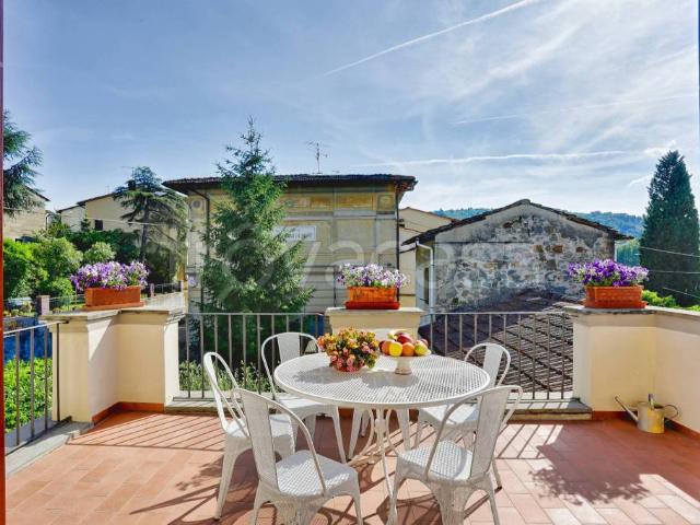 Villa Indipendente in vendita a Calcinaia, Lastra A Signa