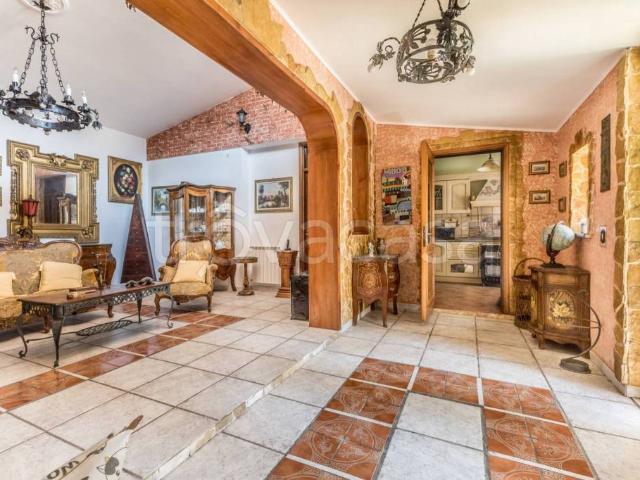 Villa Indipendente in vendita a Borgo Grappa, Latina