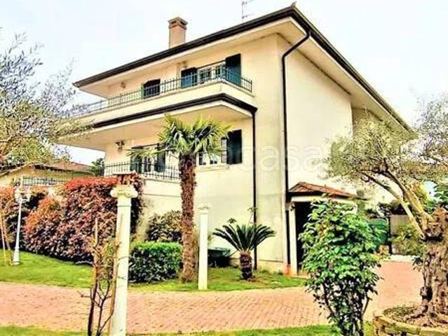 Villa Indipendente in vendita a Bevazzana/ Bevaçane, Latisana / Tisane