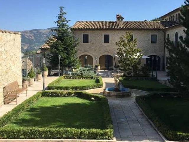 Villa Indipendente in vendita a Lecce Nei Marsi, Abruzzo