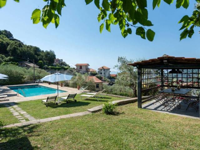 Villa Indipendente in vendita a San Bartolomeo, Leivi