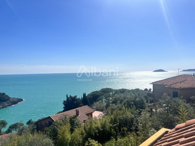 Villa Indipendente in vendita a La Serra, Lerici