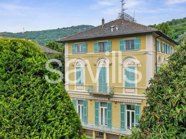 Villa Indipendente in vendita a Villa Lesa, Piemonte