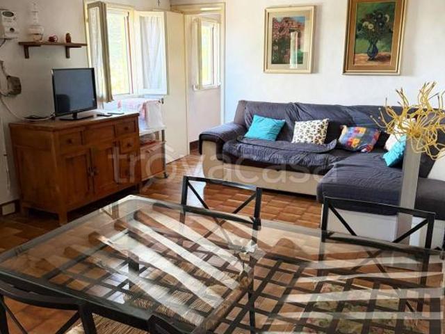 Villa Indipendente in vendita a Lesignano De' Bagni, Reggio Emilia