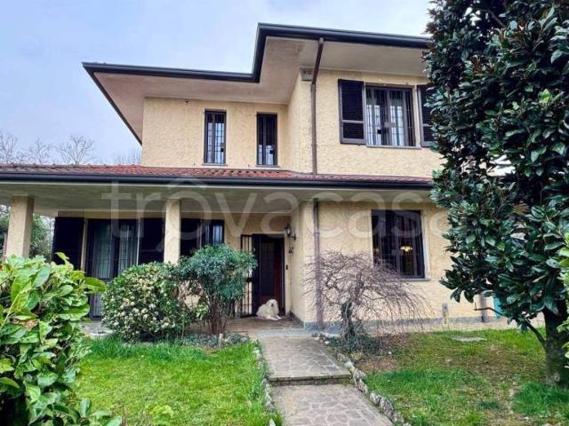 Villa Indipendente in vendita a Gerno, Lesmo