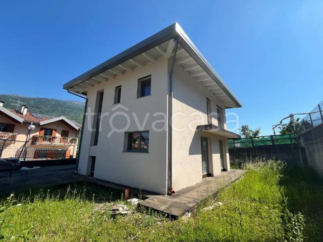 Villa Indipendente in vendita a Comunità Alta Valsugana e Bersntol, Levico Terme