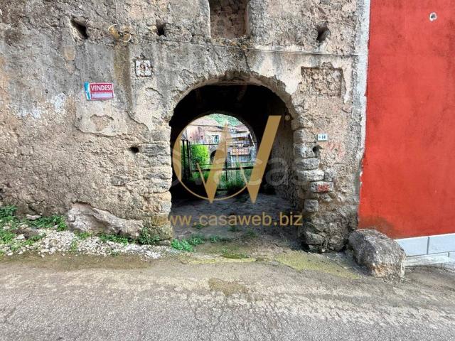 Villa Indipendente in vendita a Limatola, Campania