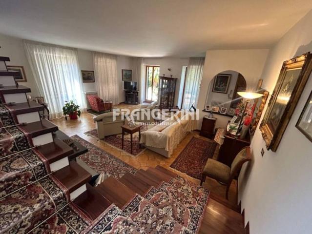 Villa Indipendente in vendita a Livorno, Toscana